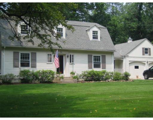 24 Dennis Road Longmeadow, MA 01106 - Photo 1 of 14