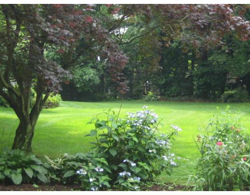 24 Dennis Road Longmeadow, MA 01106 - Photo 12 of 14