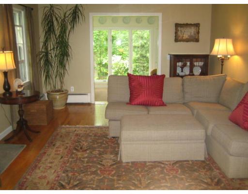 24 Dennis Road Longmeadow, MA 01106 - Photo 4 of 14