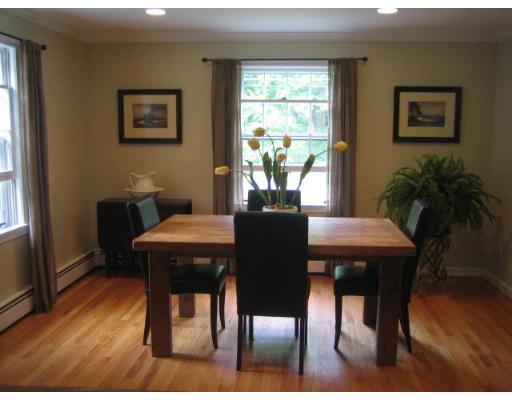 24 Dennis Road Longmeadow, MA 01106 - Photo 5 of 14