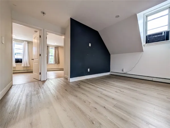 $1,700 | 144 Oxford Street, Unit 2, Providence, RI 02905