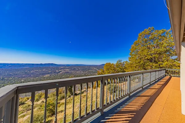 $527,500 | 33177 Cascadel Heights Drive, North Fork, CA 93643