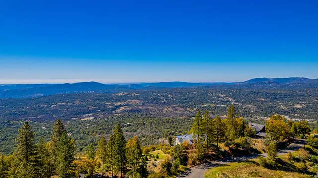 $527,500 | 33177 Cascadel Heights Drive, North Fork, CA 93643