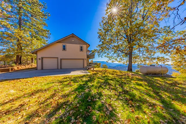 $527,500 | 33177 Cascadel Heights Drive, North Fork, CA 93643