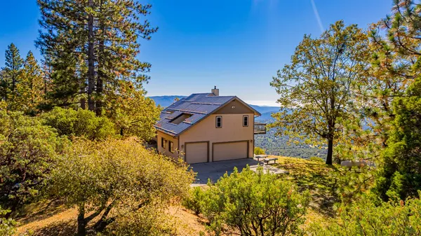 $527,500 | 33177 Cascadel Heights Drive, North Fork, CA 93643
