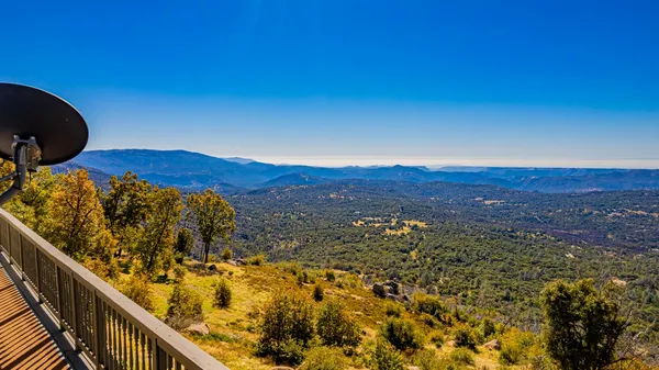 $527,500 | 33177 Cascadel Heights Drive, North Fork, CA 93643