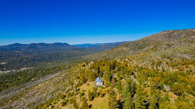 $527,500 | 33177 Cascadel Heights Drive, North Fork, CA 93643