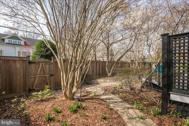 $1,383,000 | 23 West Cedar Street, Alexandria, VA 22301