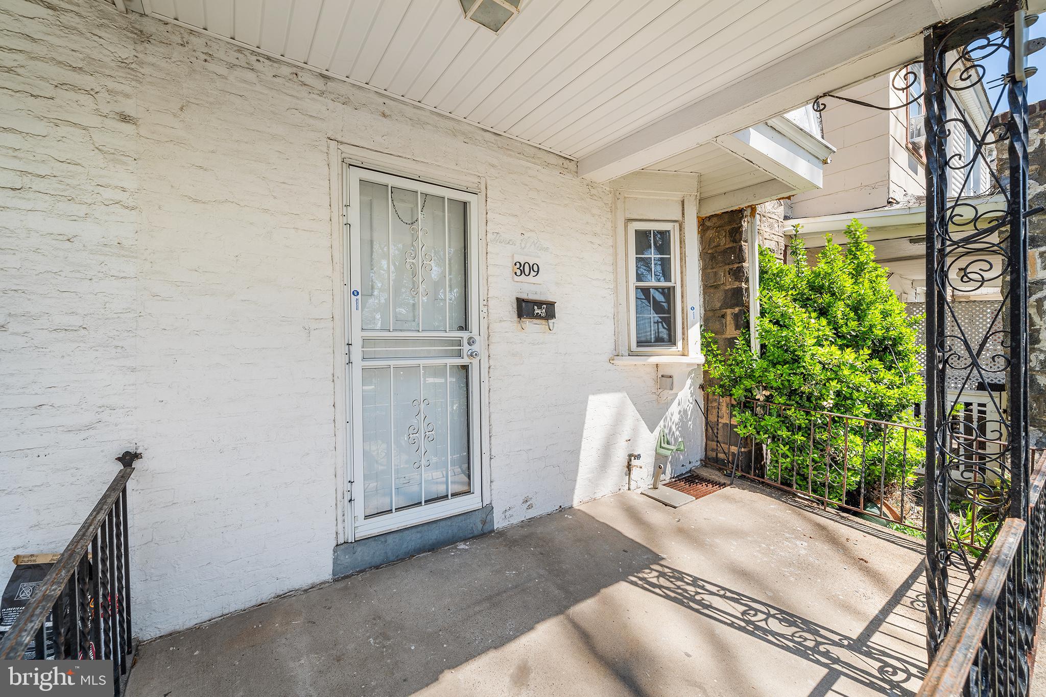 309 Sanford Road Upper Darby, PA 19082 - Photo 4 of 21 a view of a entryway of the house
