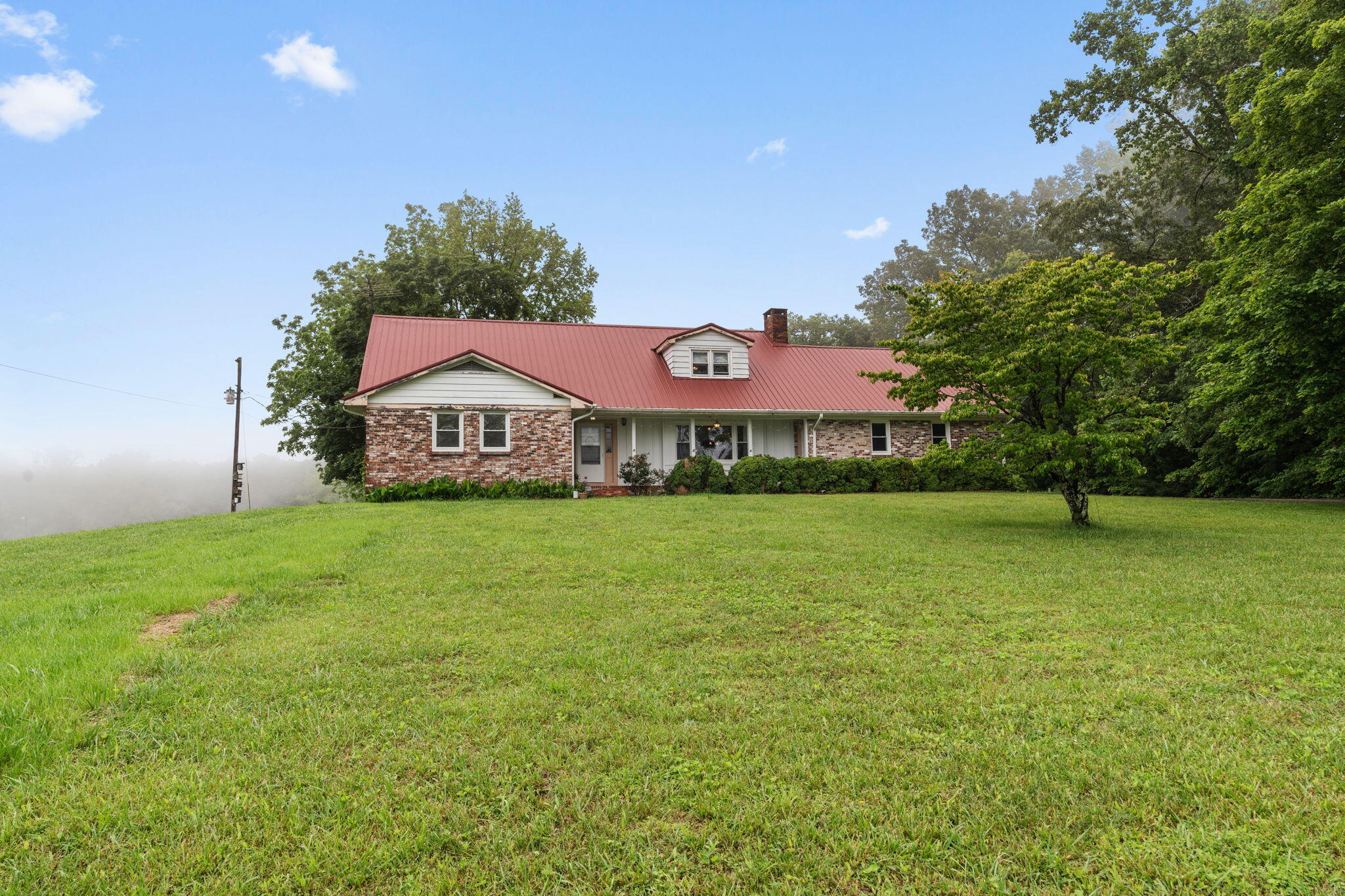 517 Possum Trot Road Grandview, TN 37337 - Photo 11 of 69 2-web-or-mls-517 Possom Trot-Tori Rogers