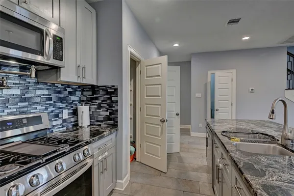 $360,000 | 8419 Observatory Street, Houston, TX 77088