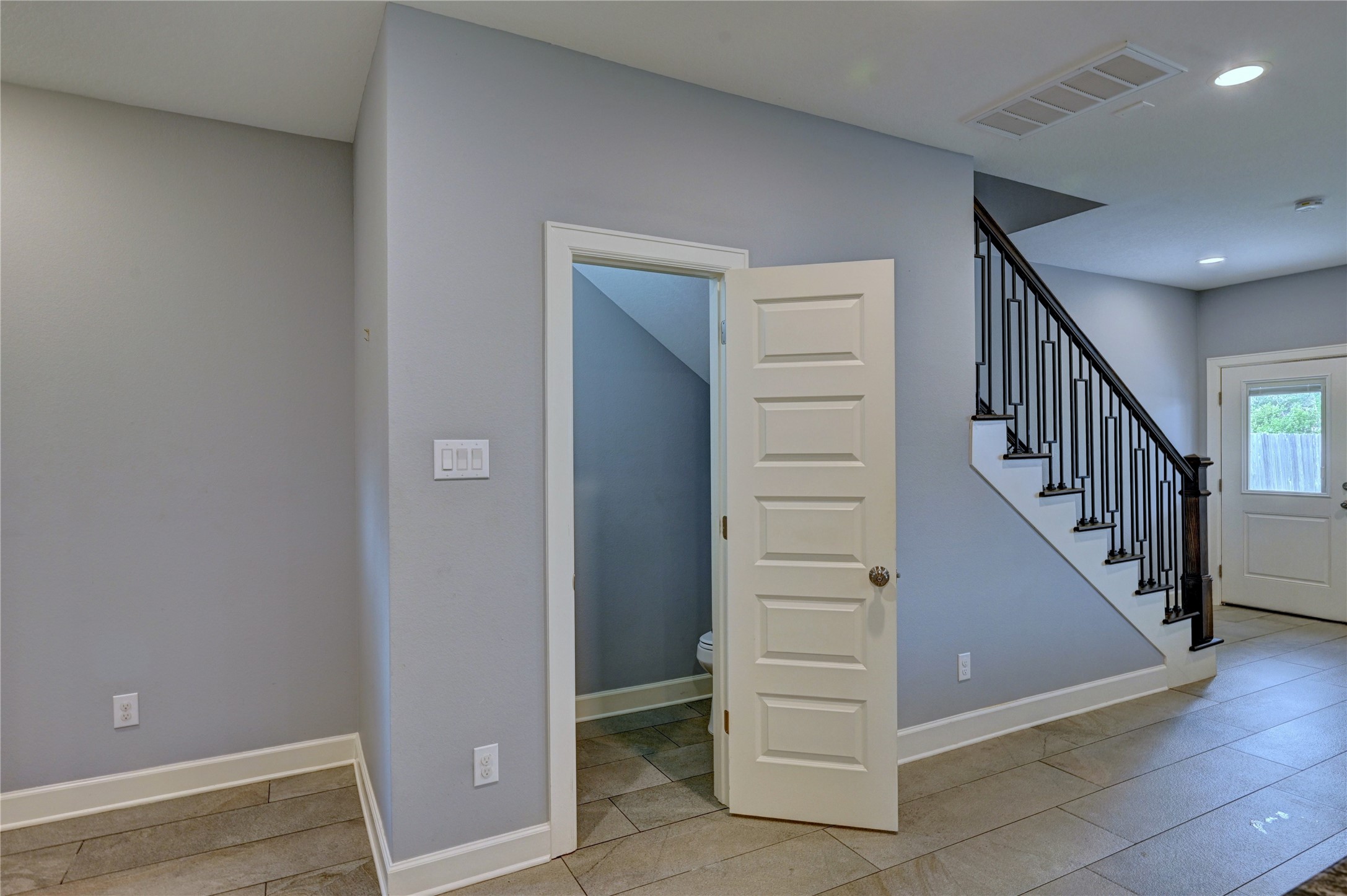 8419 Observatory Street Houston, TX 77088 - Photo 15 of 47 Half Bathroom