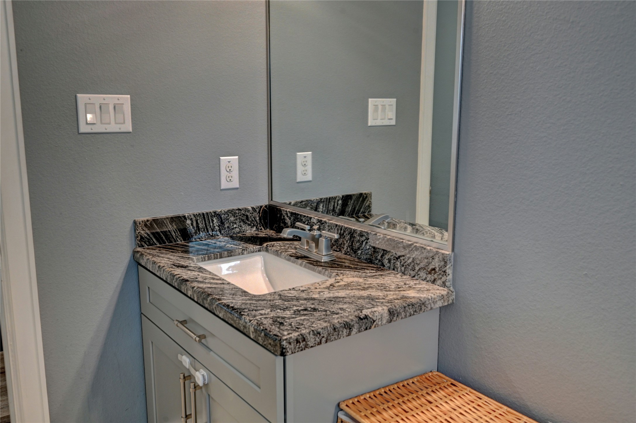 8419 Observatory Street Houston, TX 77088 - Photo 24 of 47