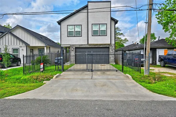 $360,000 | 8419 Observatory Street, Houston, TX 77088