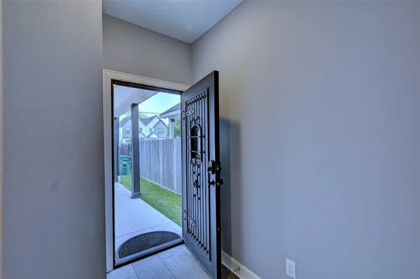 $360,000 | 8419 Observatory Street, Houston, TX 77088
