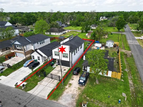 $360,000 | 8419 Observatory Street, Houston, TX 77088