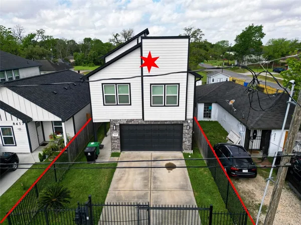 $360,000 | 8419 Observatory Street, Houston, TX 77088