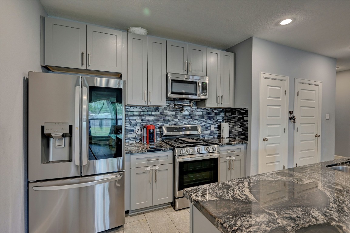 8419 Observatory Street Houston, TX 77088 - Photo 10 of 47