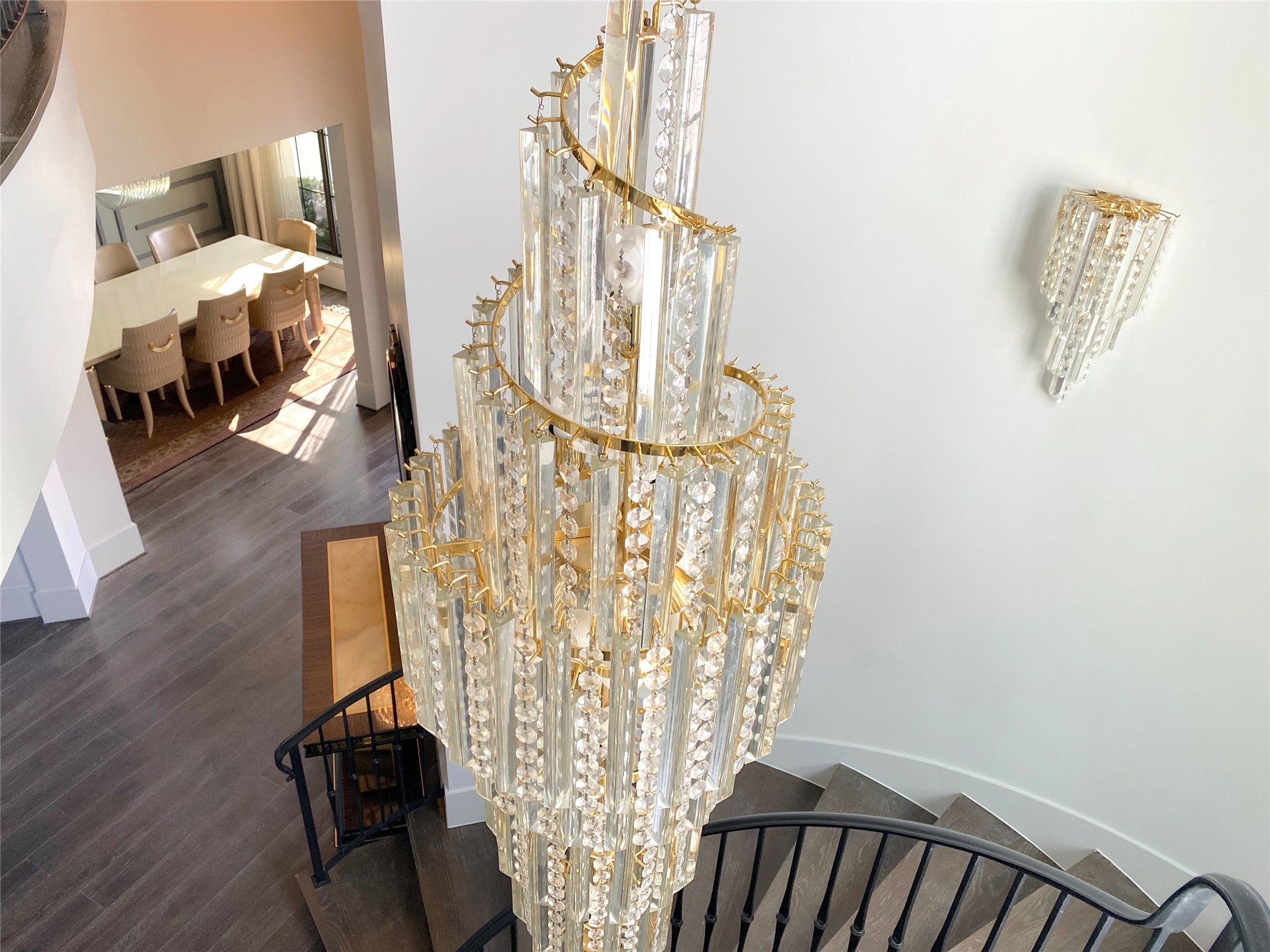 4642 Devon Street Houston, TX 77027 - Photo 23 of 39 a view of an entryway with wooden floor