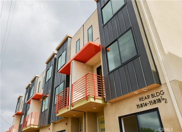 $3,850 | 15810 South VILLAS Lane, Unit 1, Gardena, CA 90247