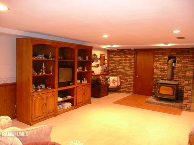 12982 North Bluff Road Baileyville, IL 61007 - Photo 17 of 25 a view of a livingroom with furniture