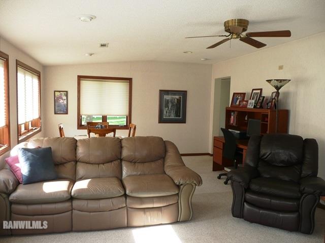 12982 North Bluff Road Baileyville, IL 61007 - Photo 10 of 25 a living room with furniture
