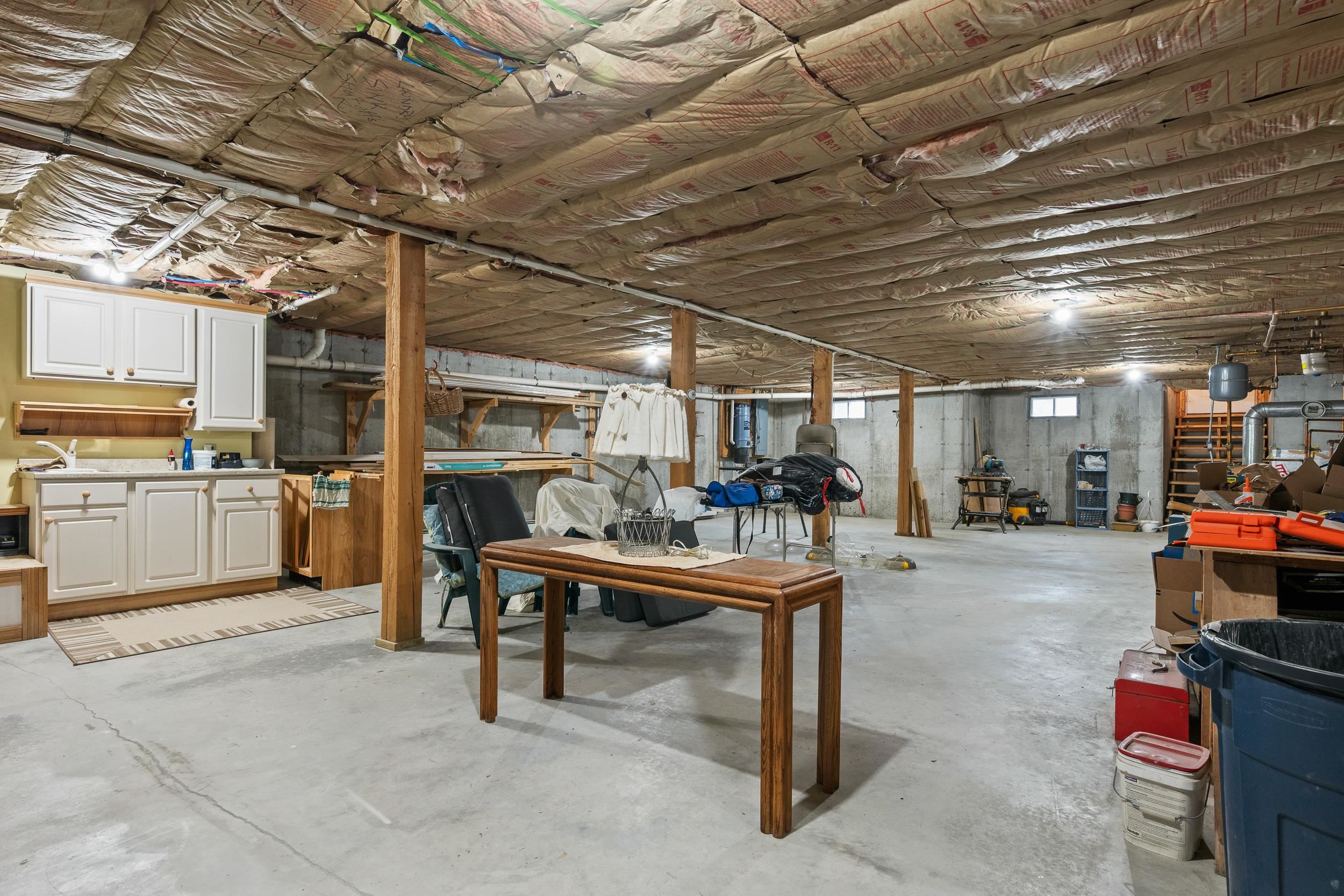 302 Howard Street Berlin, NH 03570 - Photo 31 of 53