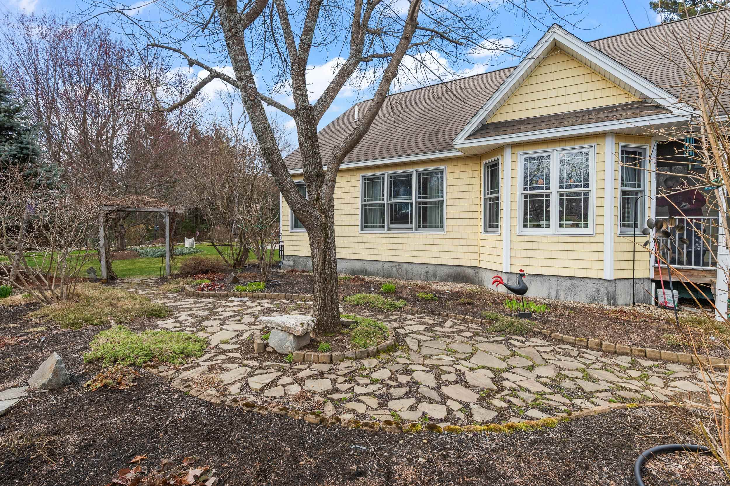 302 Howard Street Berlin, NH 03570 - Photo 40 of 53
