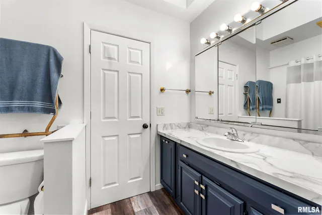 $875,000 | 15825 322nd Street West, Unit WEST, Illinois City, IL 61259