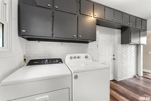 $875,000 | 15825 322nd Street West, Unit WEST, Illinois City, IL 61259