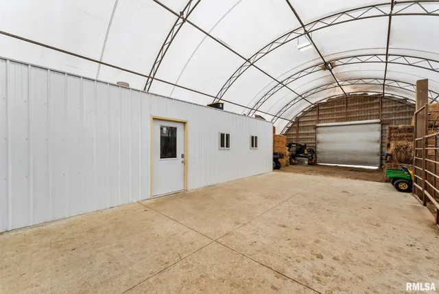 $875,000 | 15825 322nd Street West, Unit WEST, Illinois City, IL 61259