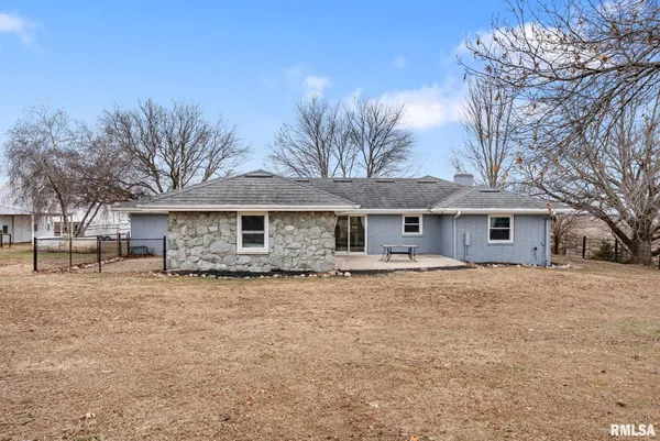 $875,000 | 15825 322nd Street West, Unit WEST, Illinois City, IL 61259