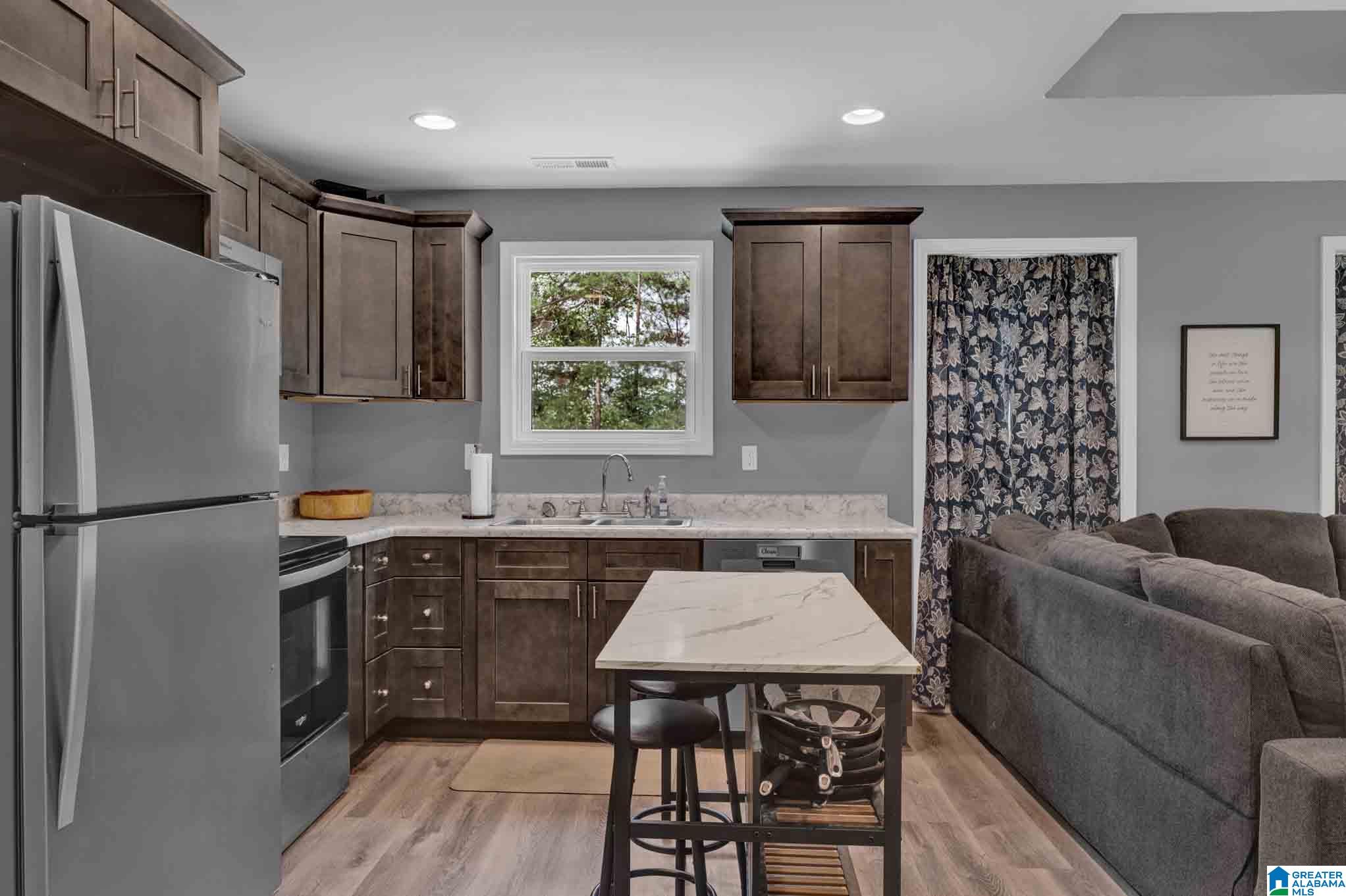 1296 Easley Bridge Road Oneonta, AL 35121 - Photo 9 of 18 Gallery Image 9