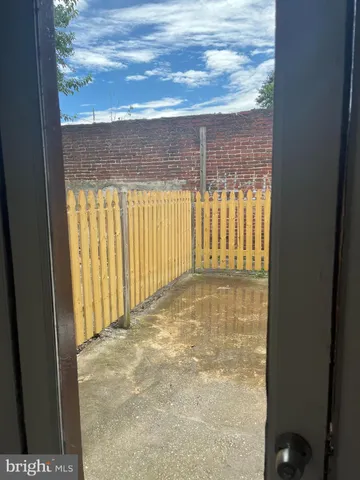 $1,600 | 226 South Regester Street, Baltimore, MD 21231