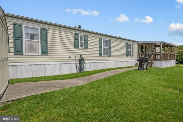 $69,000 | 75 Kathy Lane, Unit 656, Wilmington, DE 19808