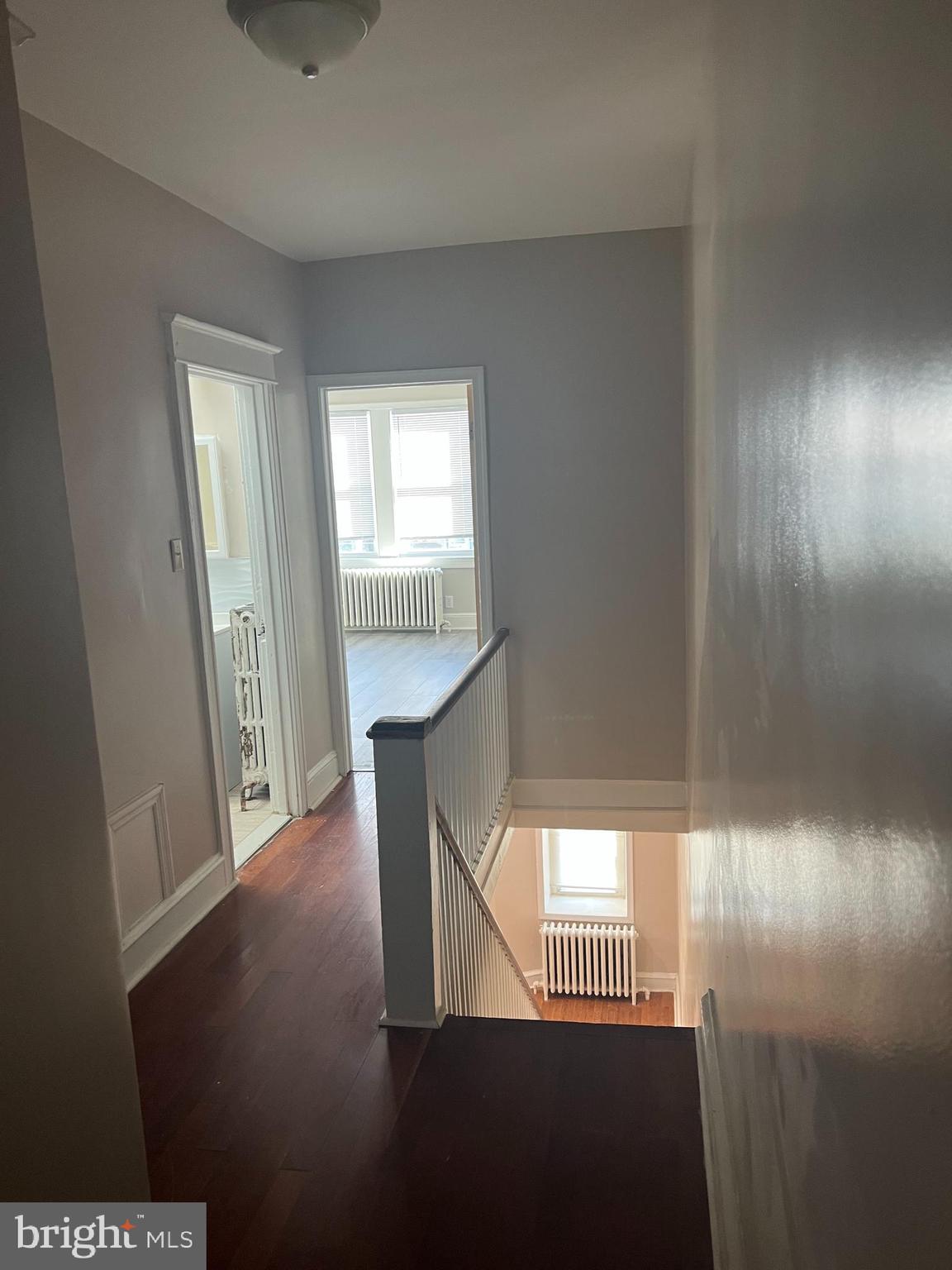 3340 Cottman Avenue Philadelphia, PA 19149 - Photo 14 of 42 a view of entryway with window
