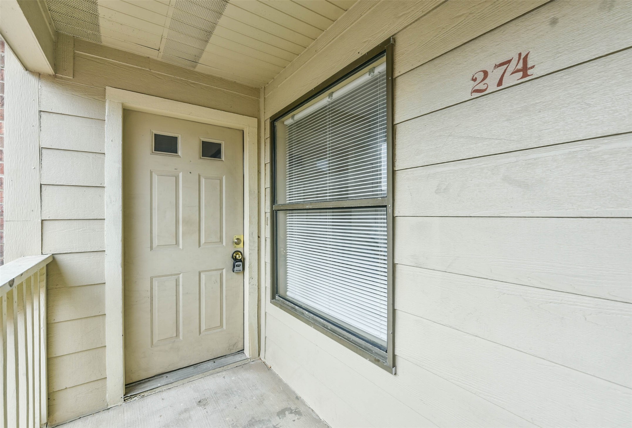 2501 Gulf Freeway, Unit 274 Dickinson, TX 77539 - Photo 1 of 12 a view of front door