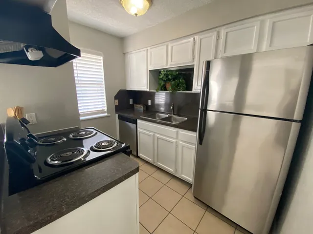 $60,000 | 2501 Gulf Freeway, Unit 274, Dickinson, TX 77539