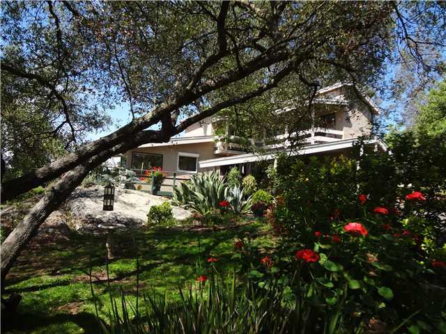 28597 Lilac Road Valley Center, CA 92082 - Photo 2 of 12