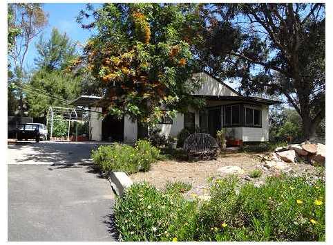28597 Lilac Road Valley Center, CA 92082 - Photo 4 of 12