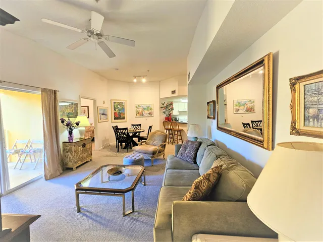 $1,800 | 5050 Fairways Circle, Unit 301, Vero Beach, FL 32967