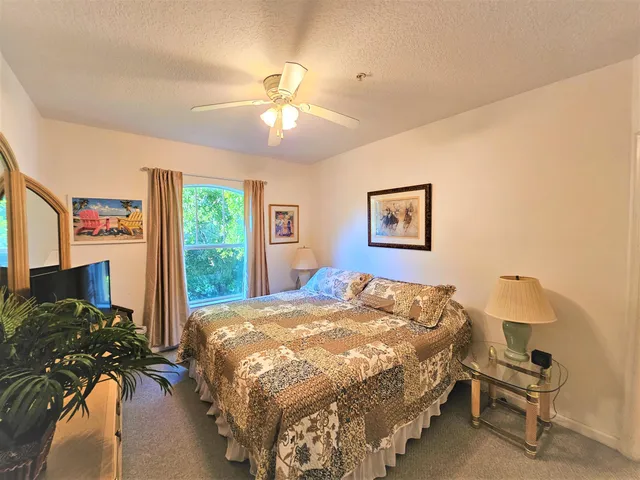 $1,800 | 5050 Fairways Circle, Unit 301, Vero Beach, FL 32967