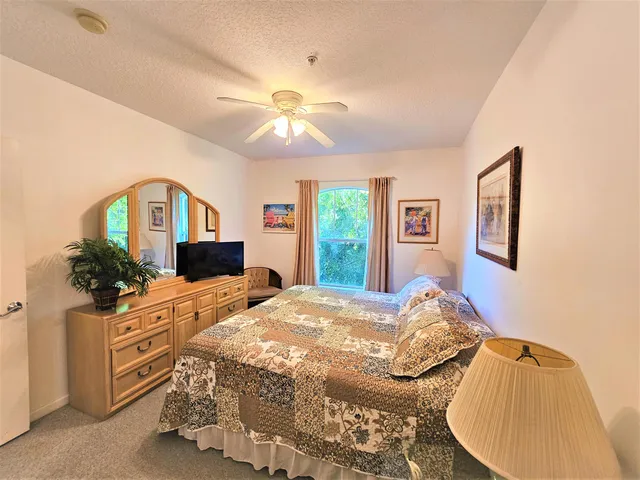 $1,800 | 5050 Fairways Circle, Unit 301, Vero Beach, FL 32967