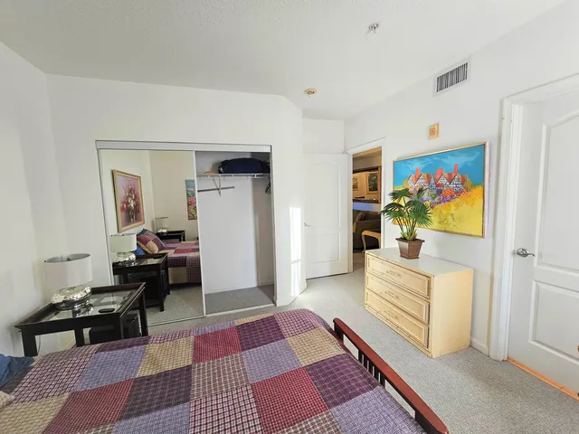 $1,800 | 5050 Fairways Circle, Unit 301, Vero Beach, FL 32967