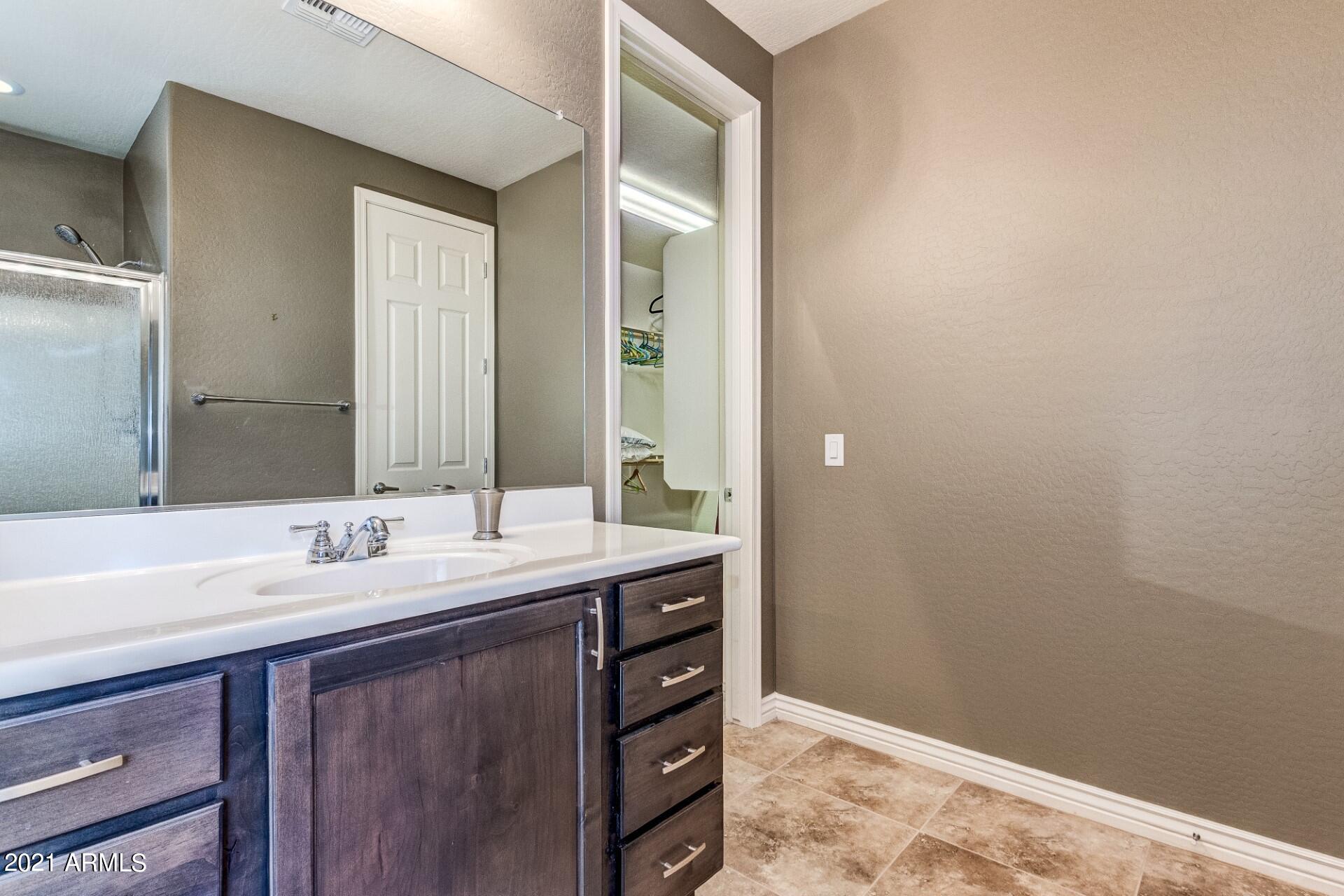 17682 West Verdin Road Goodyear, AZ 85338 - Photo 26 of 33 25