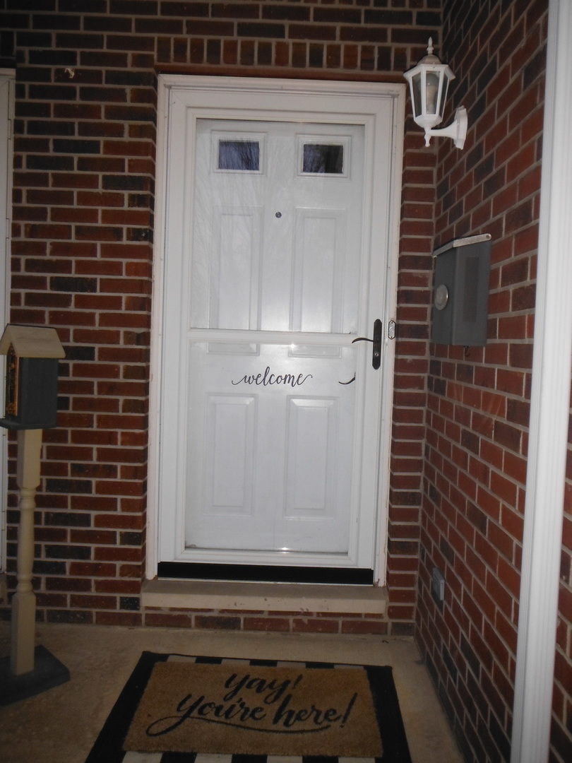 574 Boulder Drive Morris, IL 60450 - Photo 2 of 13 a view of a door