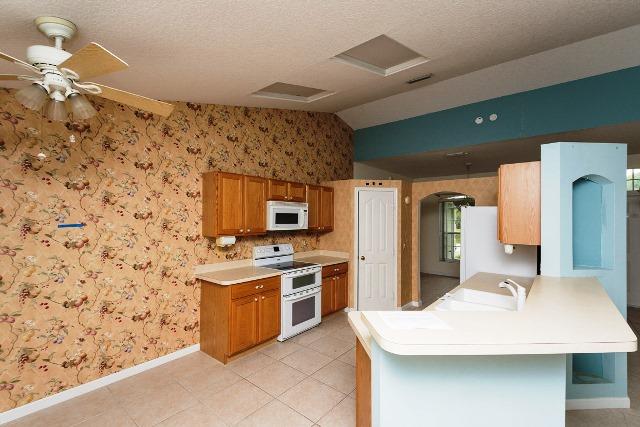 2191 Southeast Pyramid Road Port St. Lucie, FL 34952 - Photo 18 of 34 19