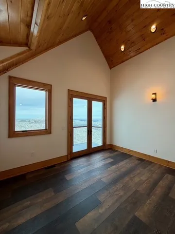 $2,500,000 | 132 Sun Peaks Trail, Beech Mountain, NC 28604