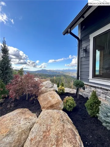 $2,500,000 | 132 Sun Peaks Trail, Beech Mountain, NC 28604