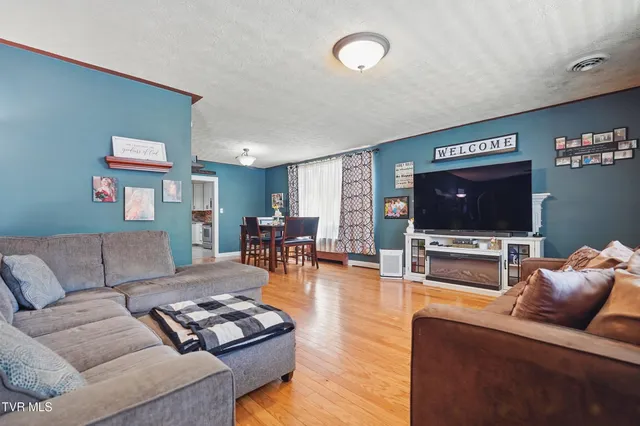 $299,000 | 1124 Northwest Virginia Avenue, Norton, VA 24273